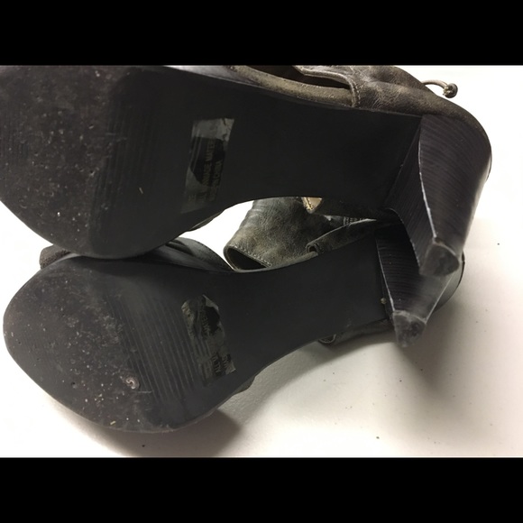 Qupid Brown Distressed Ankle Strap Bootie Peep Toe Heels - Picture 6 of 6